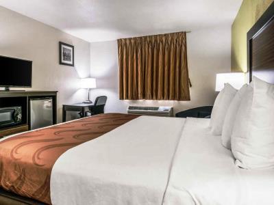 6 Lancaster, Pa Hotel Fertility